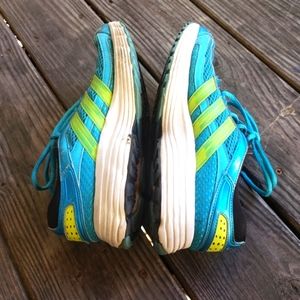 Womens Adidas sneakers blue yellow sz 9